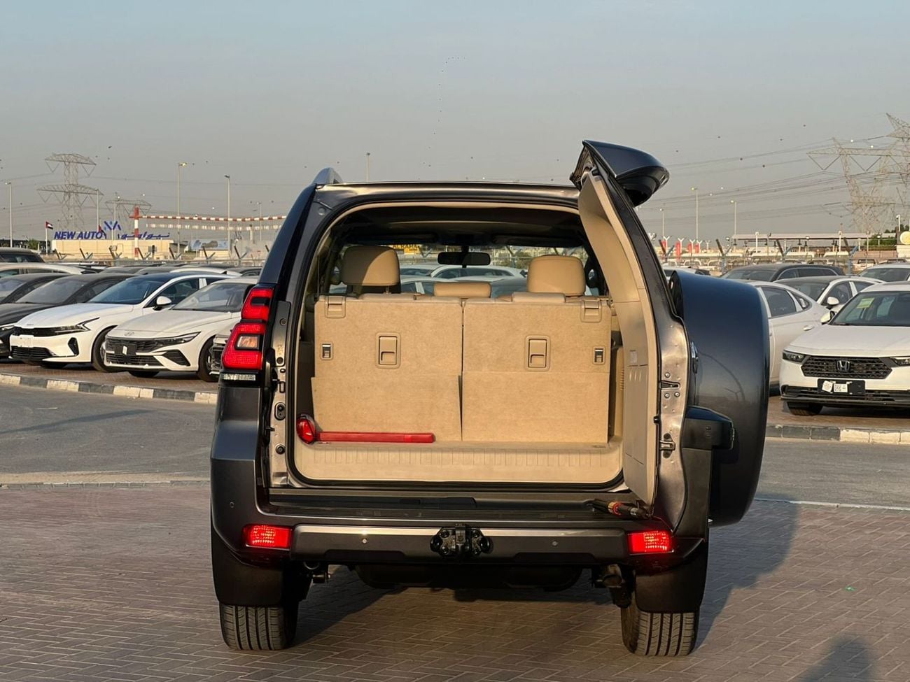 تويوتا برادو 2022 Toyota Prado TXL Full Option 4.0L V6 - AWD 4x4 GCC- Electric Seat - Rear CAM & Sensors - Cool B