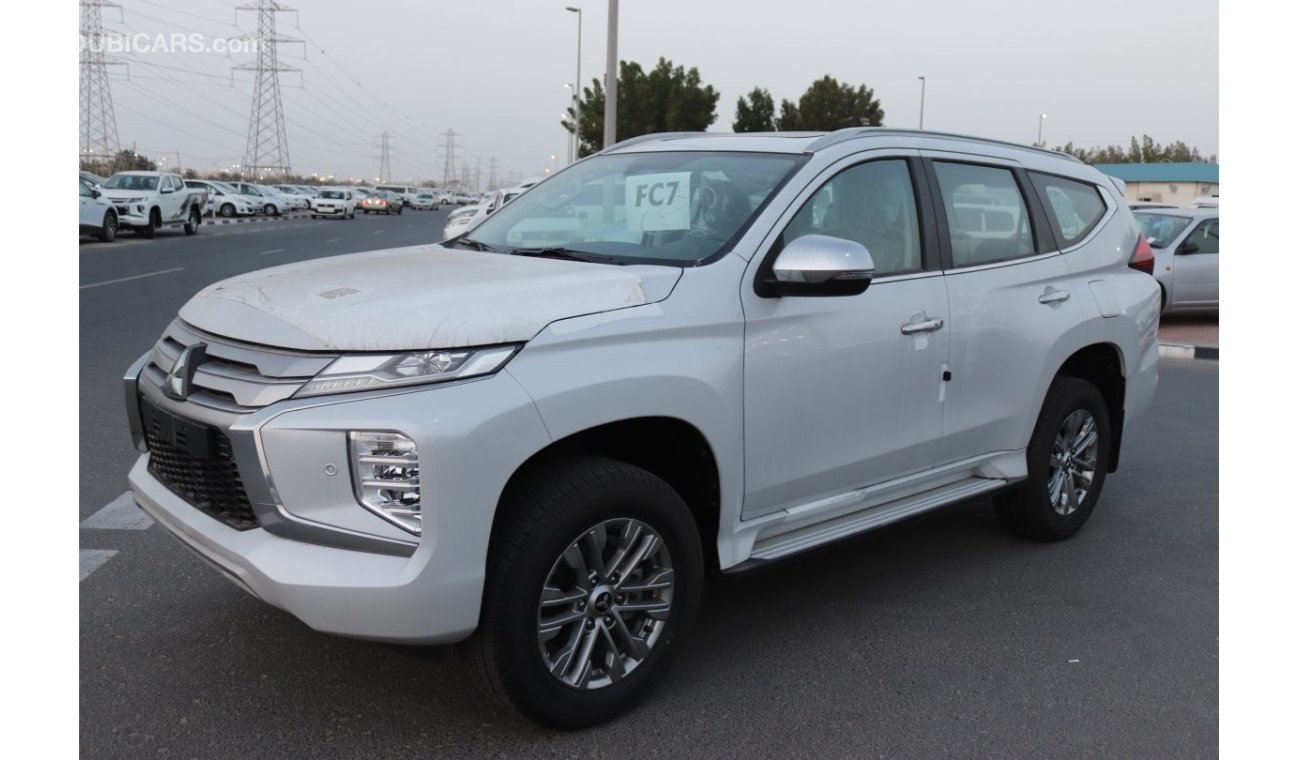 ميتسوبيشي مونتيرو FC7 Model 2020 V6 3.0L petrol, A/T, Push start