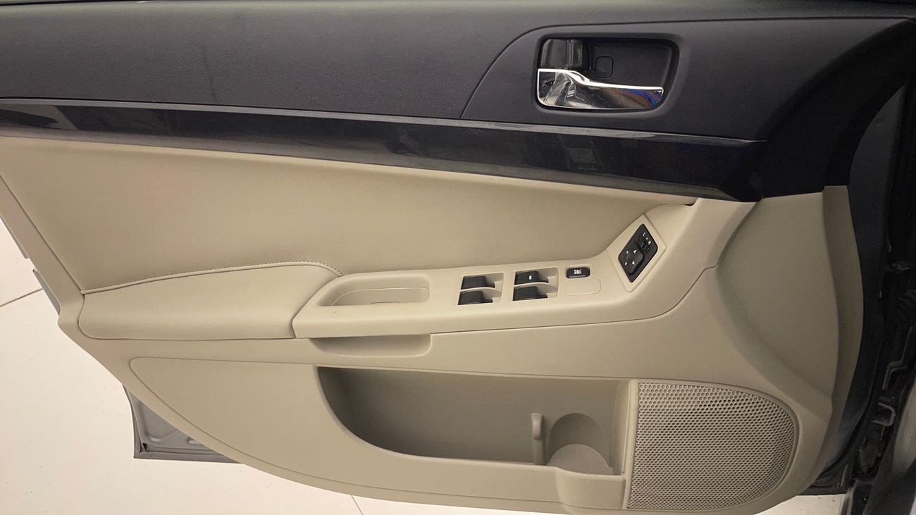 Mitsubishi Lancer GLS MIDLINE 1.6 | Zero Down Payment | Home Test Drive