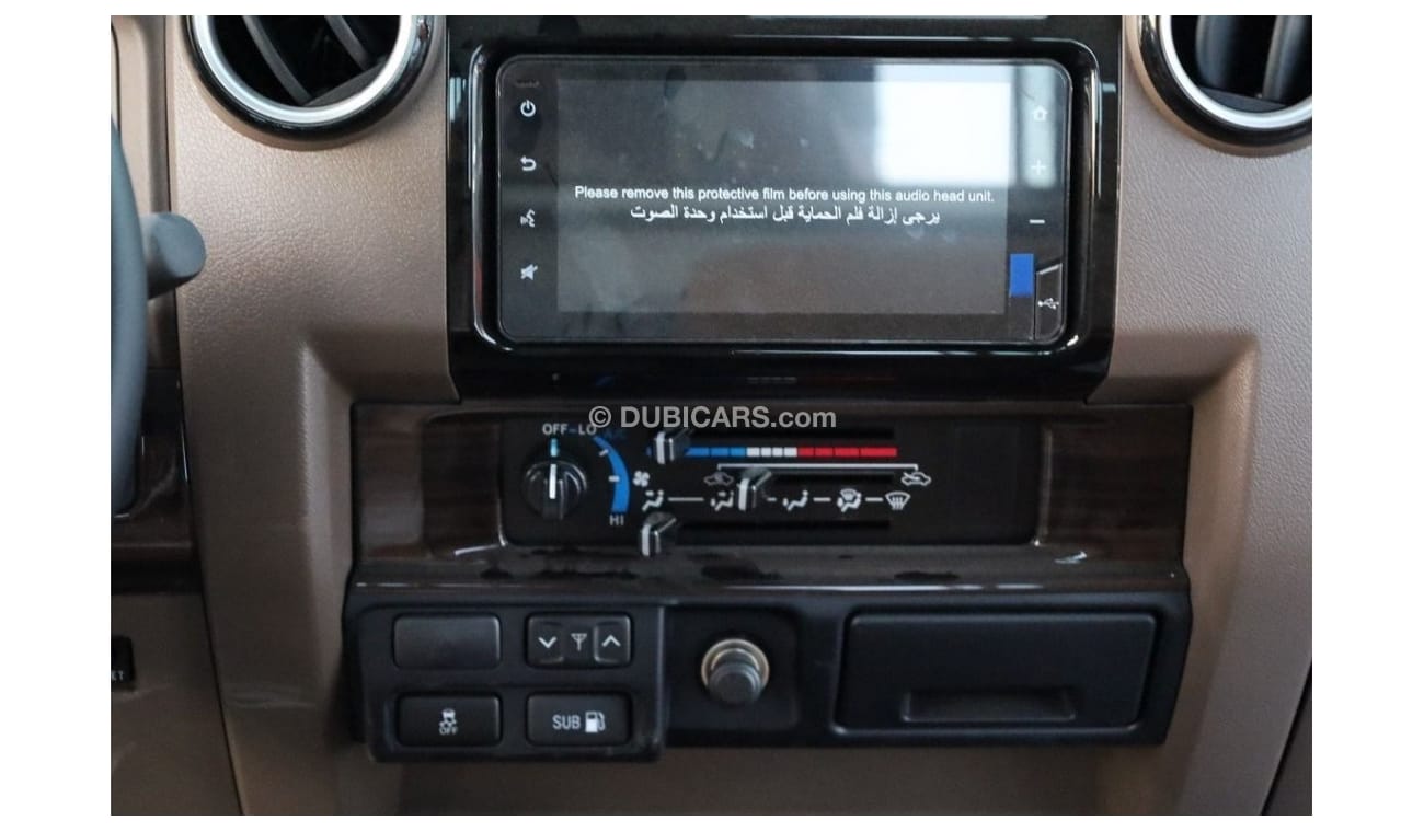 Toyota Land Cruiser Pick Up PICKUP 70th LX2 TOYOTA_LANDCRUIDER_LC_PICKUP_4.0L_2022_70TH_FULL_OPTIONS