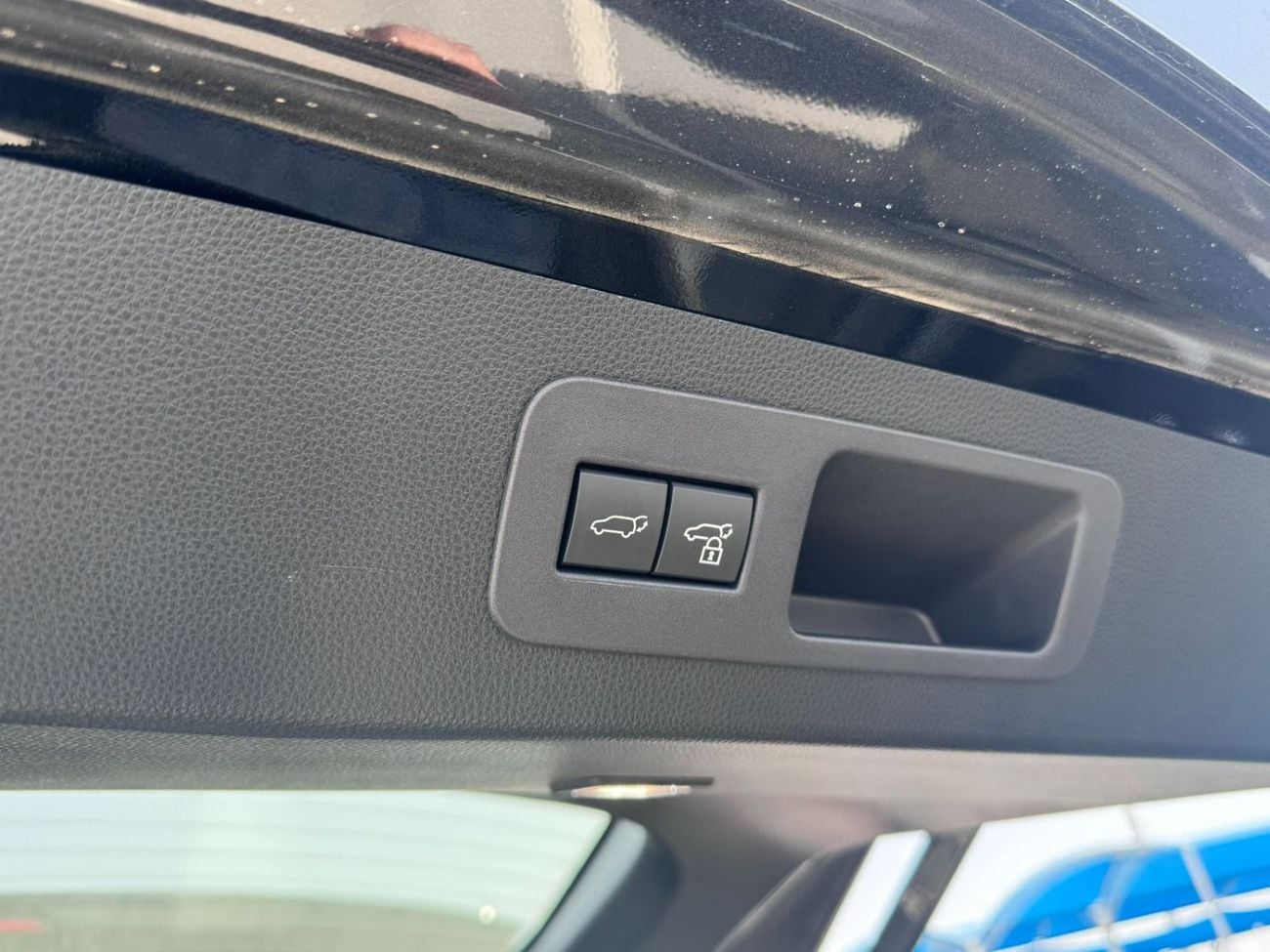 لكزس LX 600 SIGNATURE