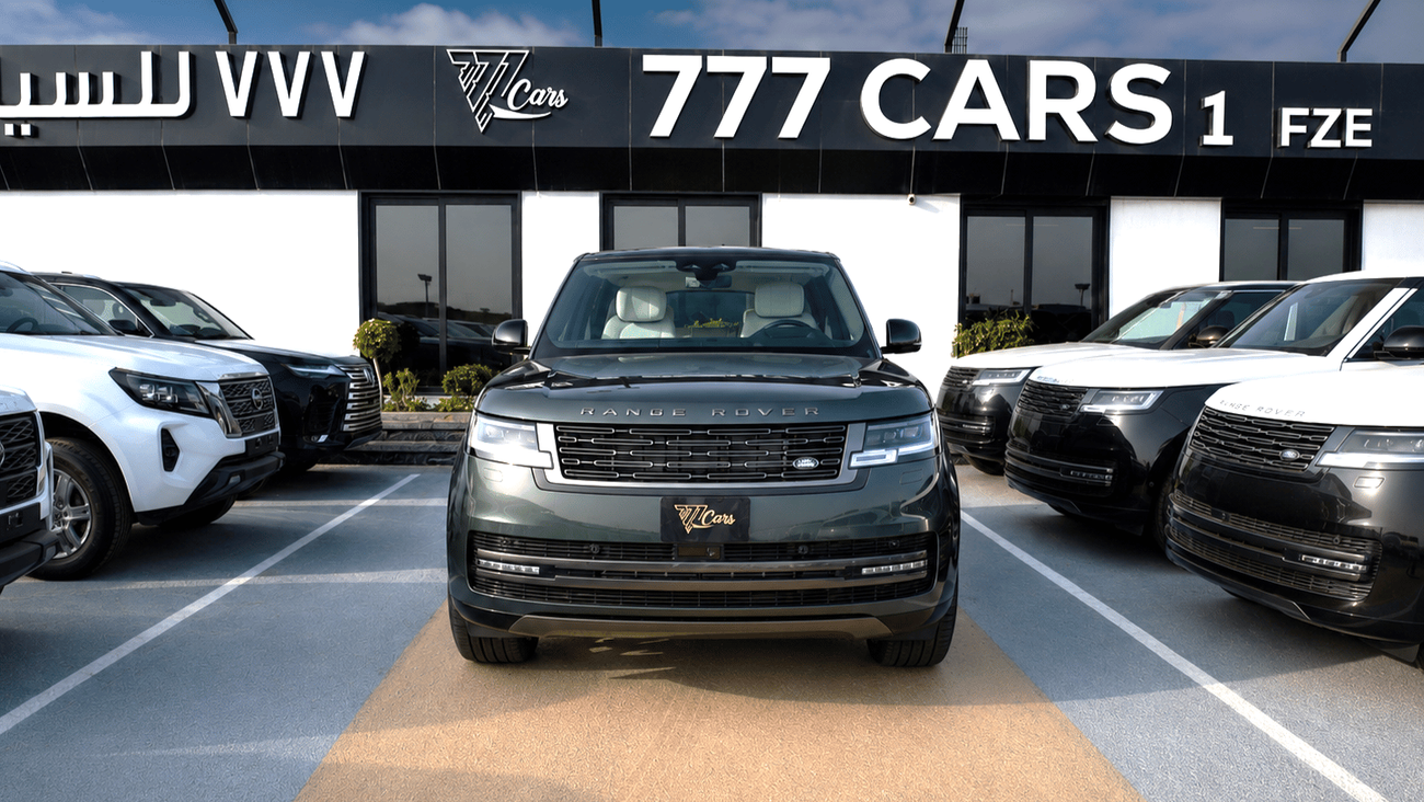 لاند روفر رينج روفر AUTOBIOGRAPHY P530 | Belgravia Green | Black Roof | White Interior | Shadow Exterior Package | GCC Specs