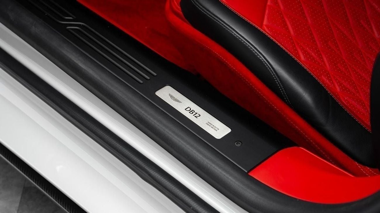 أستون مارتن DB12 - 2024 - GCC Specs - Under Warranty and Service Contract