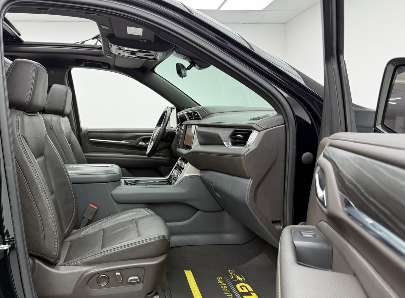 جي أم سي يوكون 2021 GMC Yukon Denali, Dec/2026 GMC Warranty + Service Package, GMC Full Service History, GCC