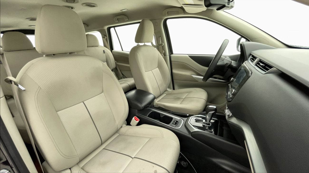 نيسان إكستيرا TITANIUM 2.5 | بدون دفعة مقدمة | اختبار القيادة في المنزل