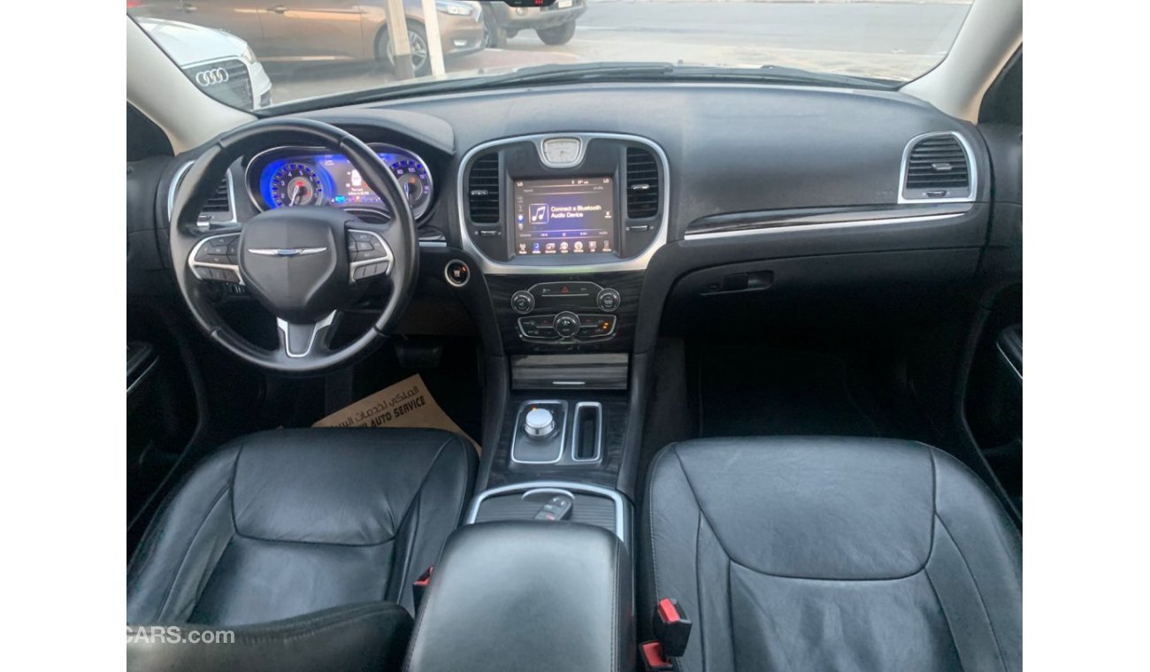 Chrysler 300C Chrysler C300_2016_Excellent_Condition _Full option