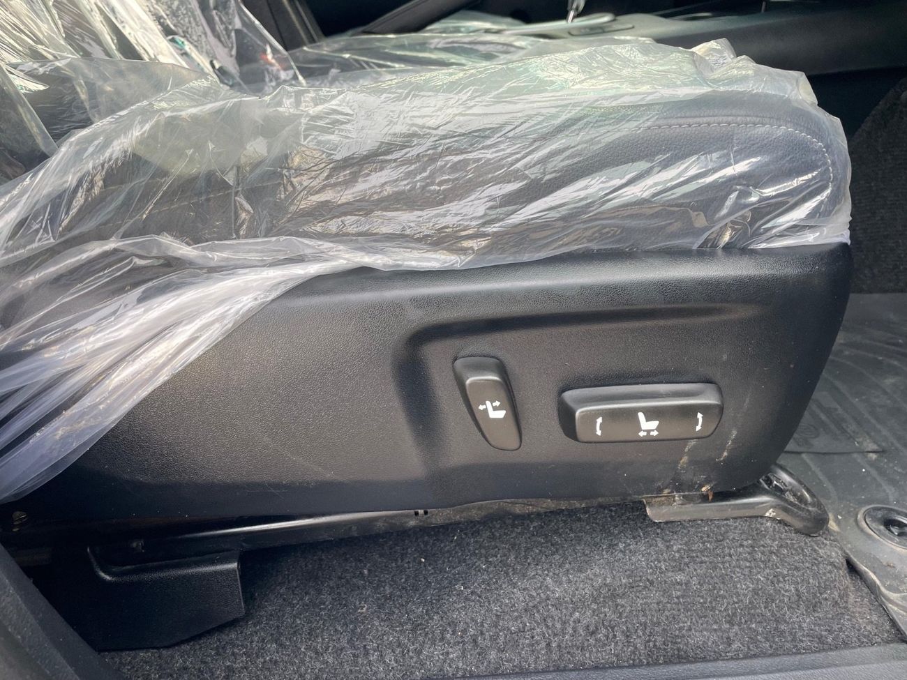 Toyota Hilux SR5 FULL OPTION 4x4 Auto Extra Cab export from Australia