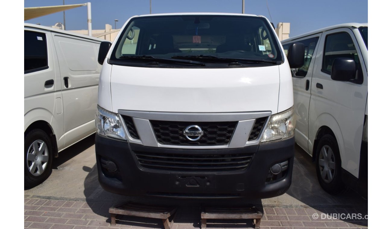 نيسان أورفان Nissan Urvan Nv350 13 seater bus,model:2016. Excellent condition