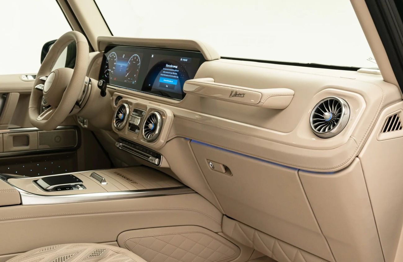 Mercedes-Benz G 63 AMG 4.0L V8 Twin-Turbocharged Engine