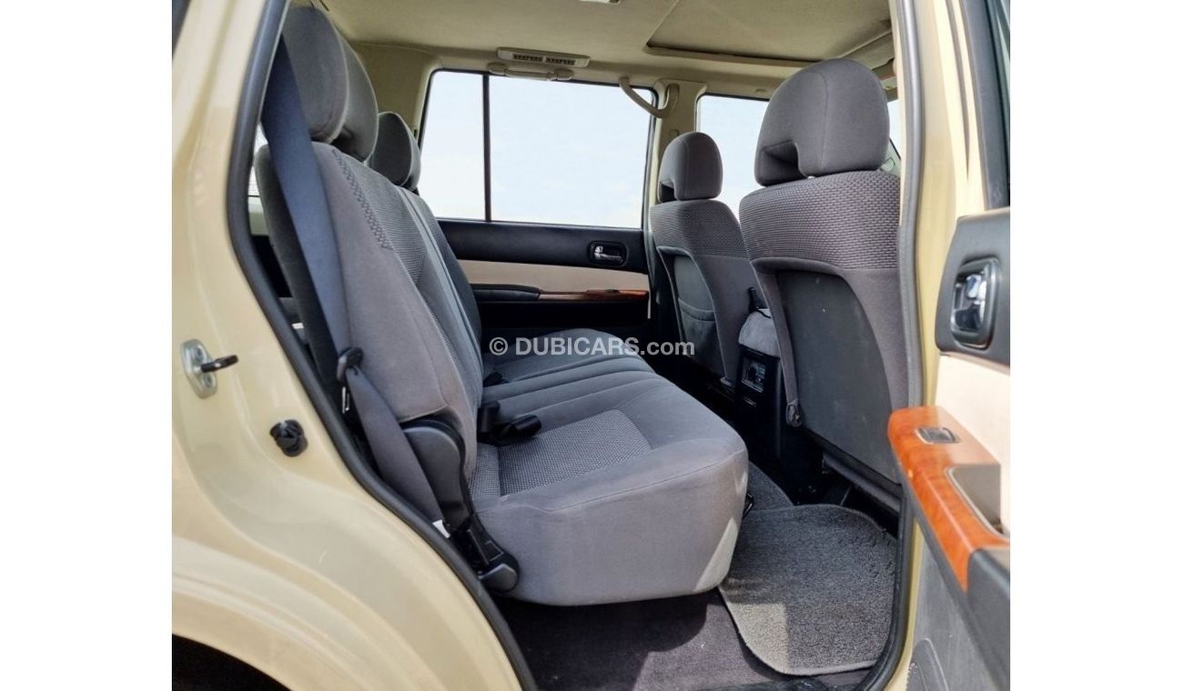 نيسان باترول سفاري 4.8L-2017-6 Cylinder - Manual Transmission - Pristine condition with Braid wheels and Gas Suspension