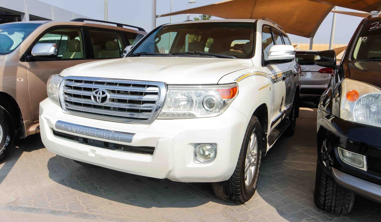 Toyota Land Cruiser GX.R V8 Badge