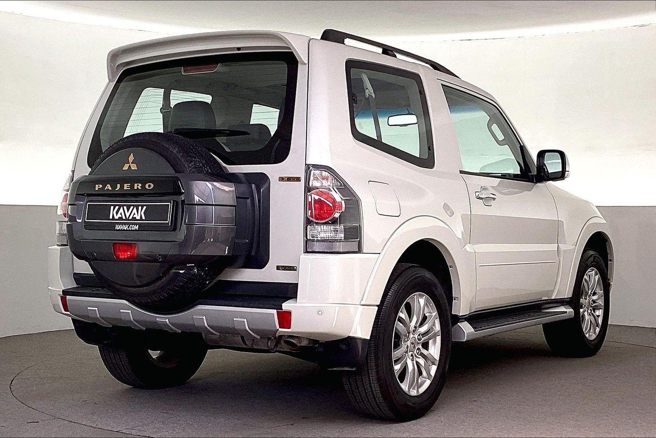 ميتسوبيشي باجيرو GLS Highline | شامل الضمان | 0 ﺪﻔﻋﺓ ﺃﻮﻟﻯ