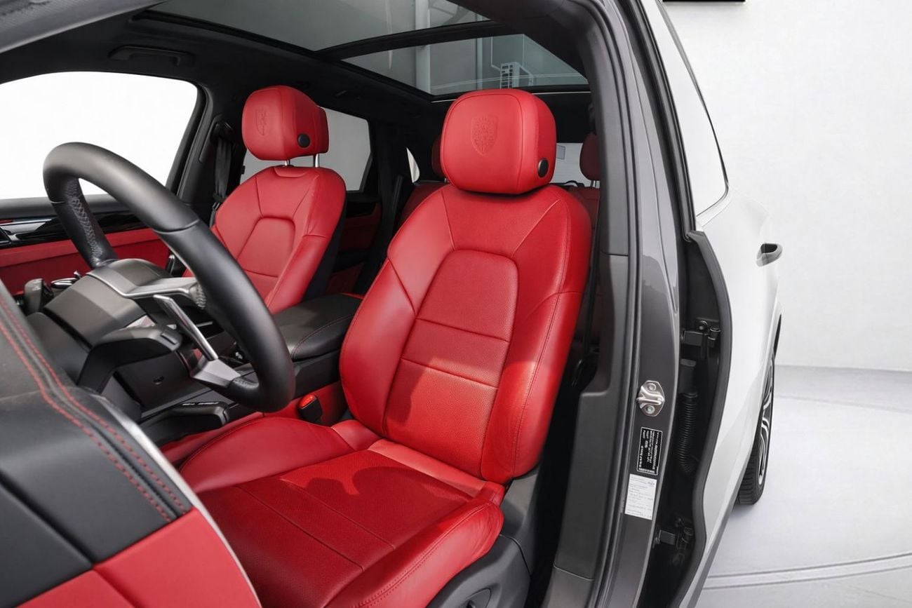 Porsche Cayenne Base AED 5,581 P.M l 0% Down Payment l Standard l  Warranty till 2028 – Al Nabooda