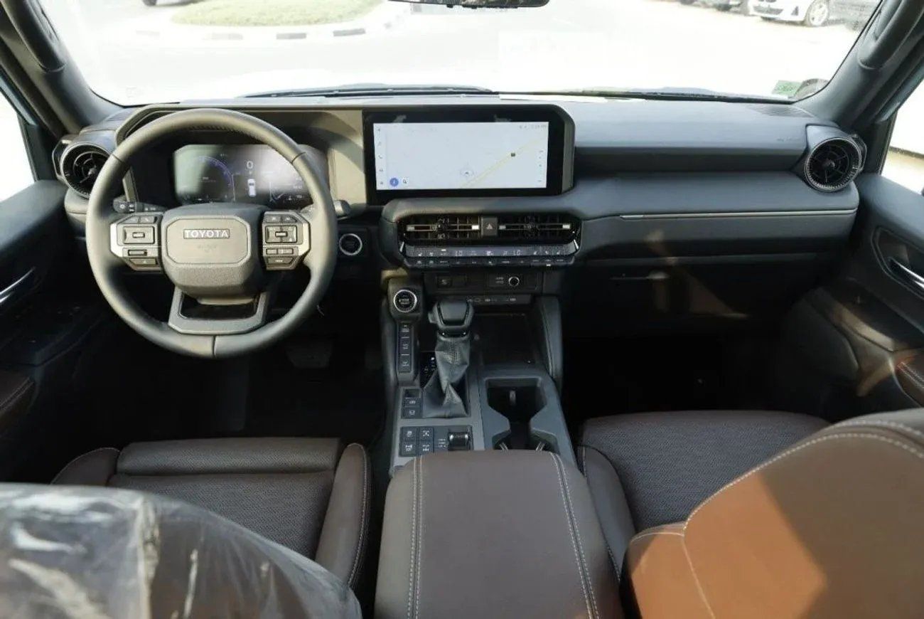 تويوتا برادو PRADO FULL OPTION PETROL VXR 2.4T