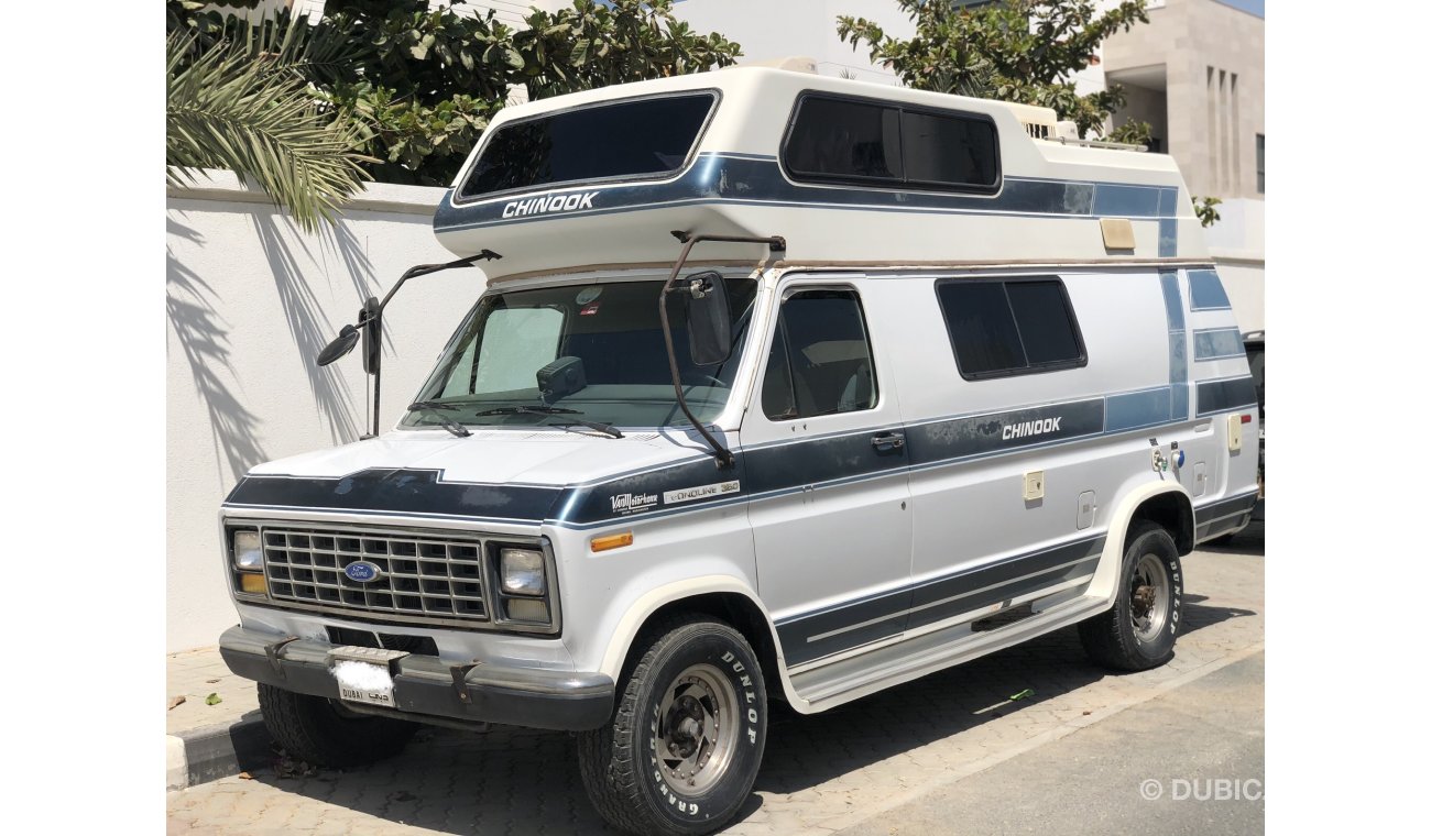 فورد إيكونولاين RV Van - Chinook