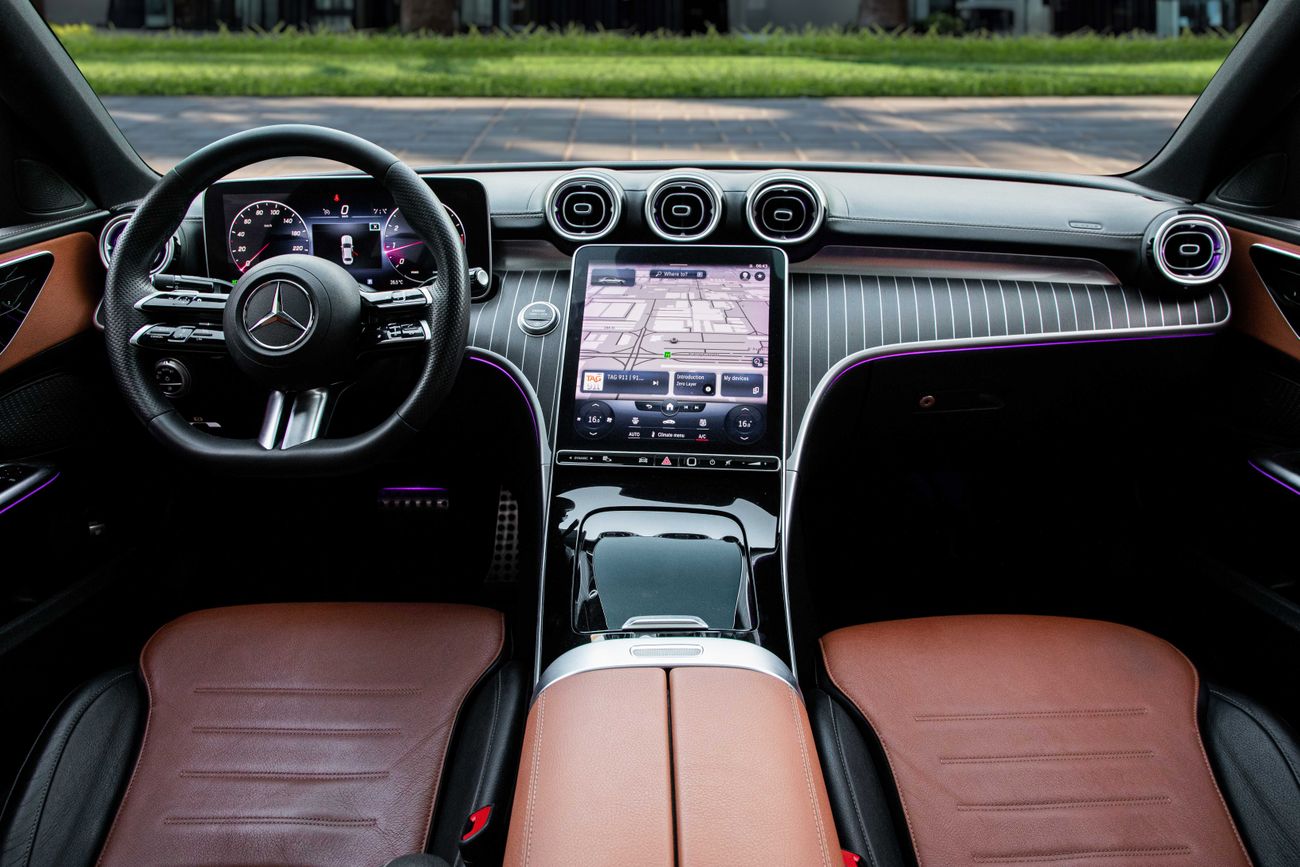 Mercedes-Benz C 200 3,330 P.M |  C200 AMG | 0% Downpayment | UNDER WARRANTY!