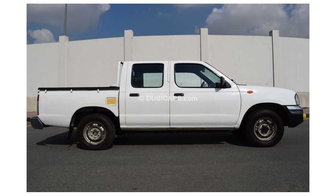 Nissan Pickup Nissan D/C pick up, model:2015. Excellent condition