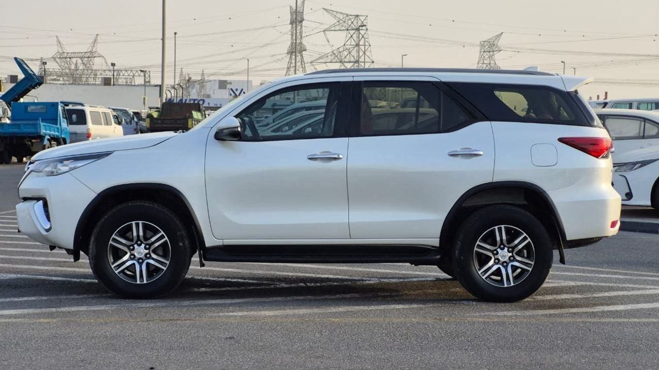 تويوتا فورتونر EXR 2.7L (160 HP)