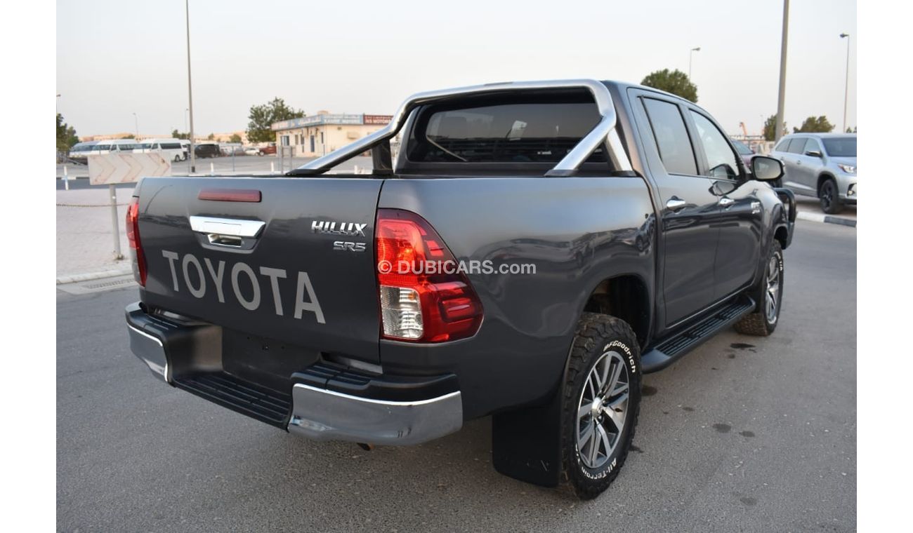 Toyota Hilux 2.8 L DIESEL RIGHT HAND DRIVE