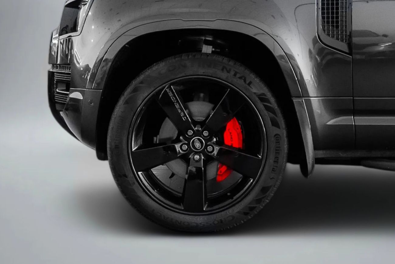 Land Rover Defender P400 110 HSE 3.0L (5 Seater)