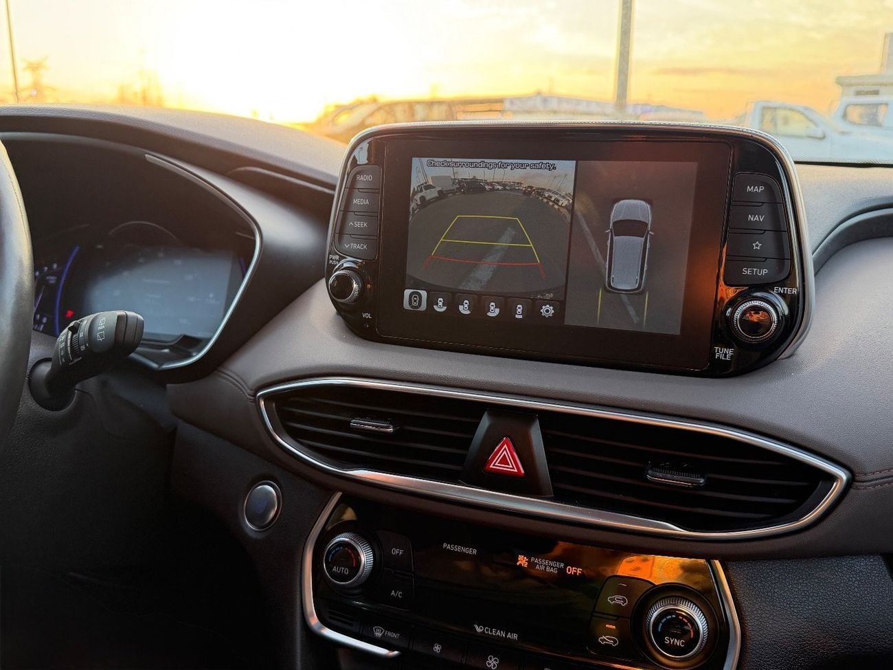 Hyundai Santa Fe LIMITED (NON GCC) 2020 HYUNDAI SANTAFE LIMITED PANORAMIC ROOF 360CAMERA FULL OPTIONS IMPORTED FROM U