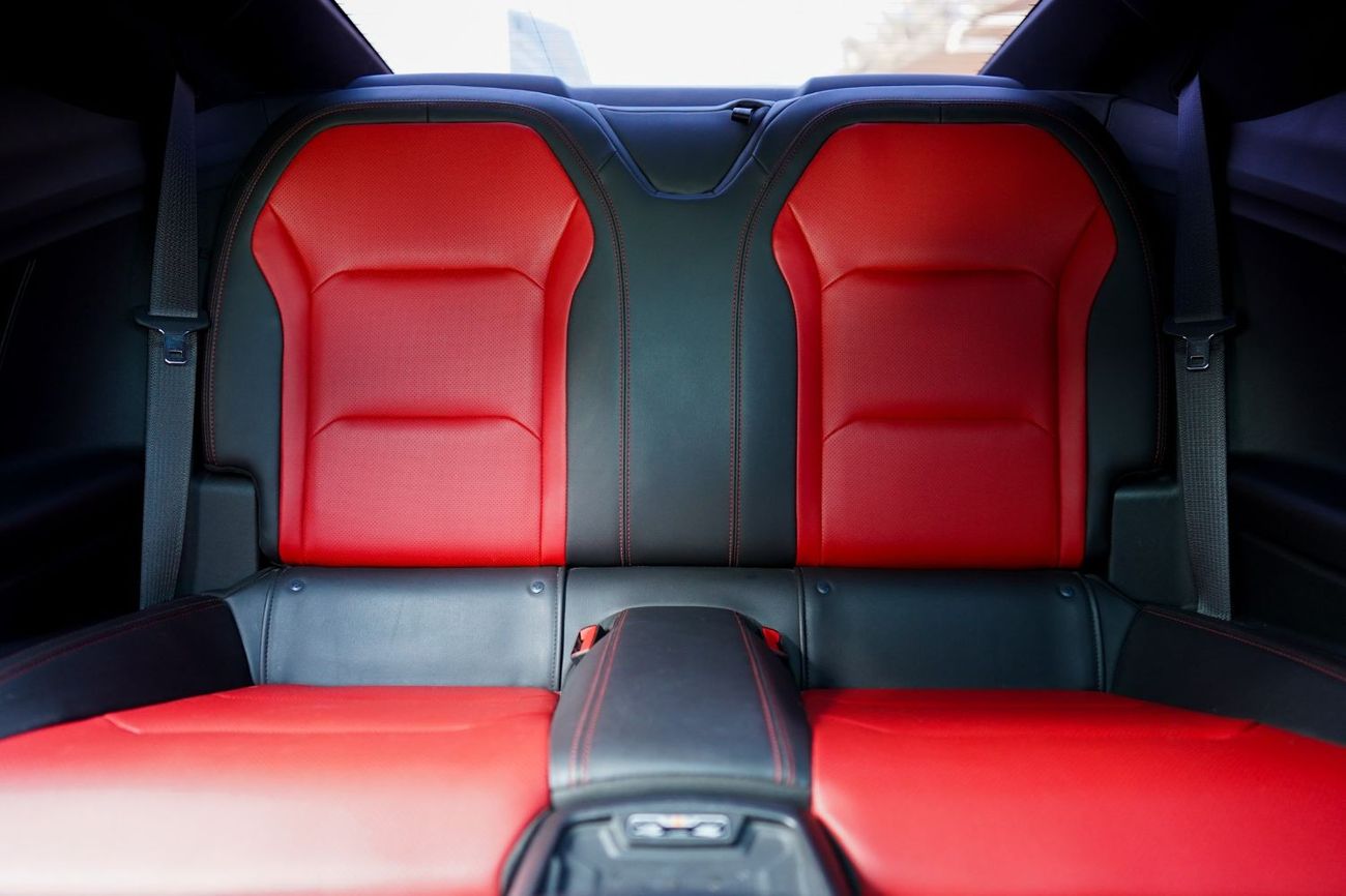 Chevrolet Camaro LT RS Chevrolet Camaro RS 2018 GCC under Warranty with Flexible Down-Payment/ Flood Free.