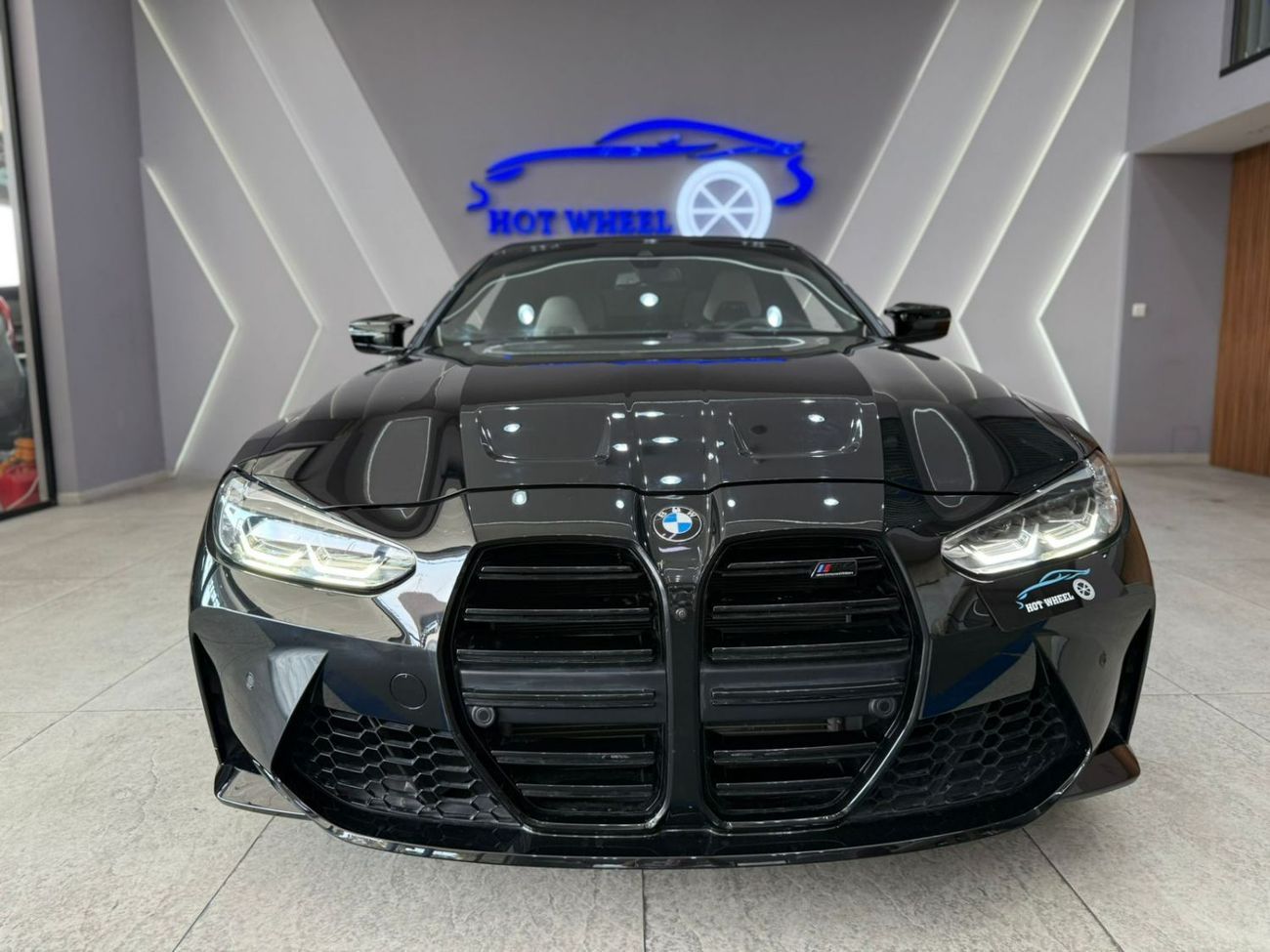 BMW M4 Competition | XDrive