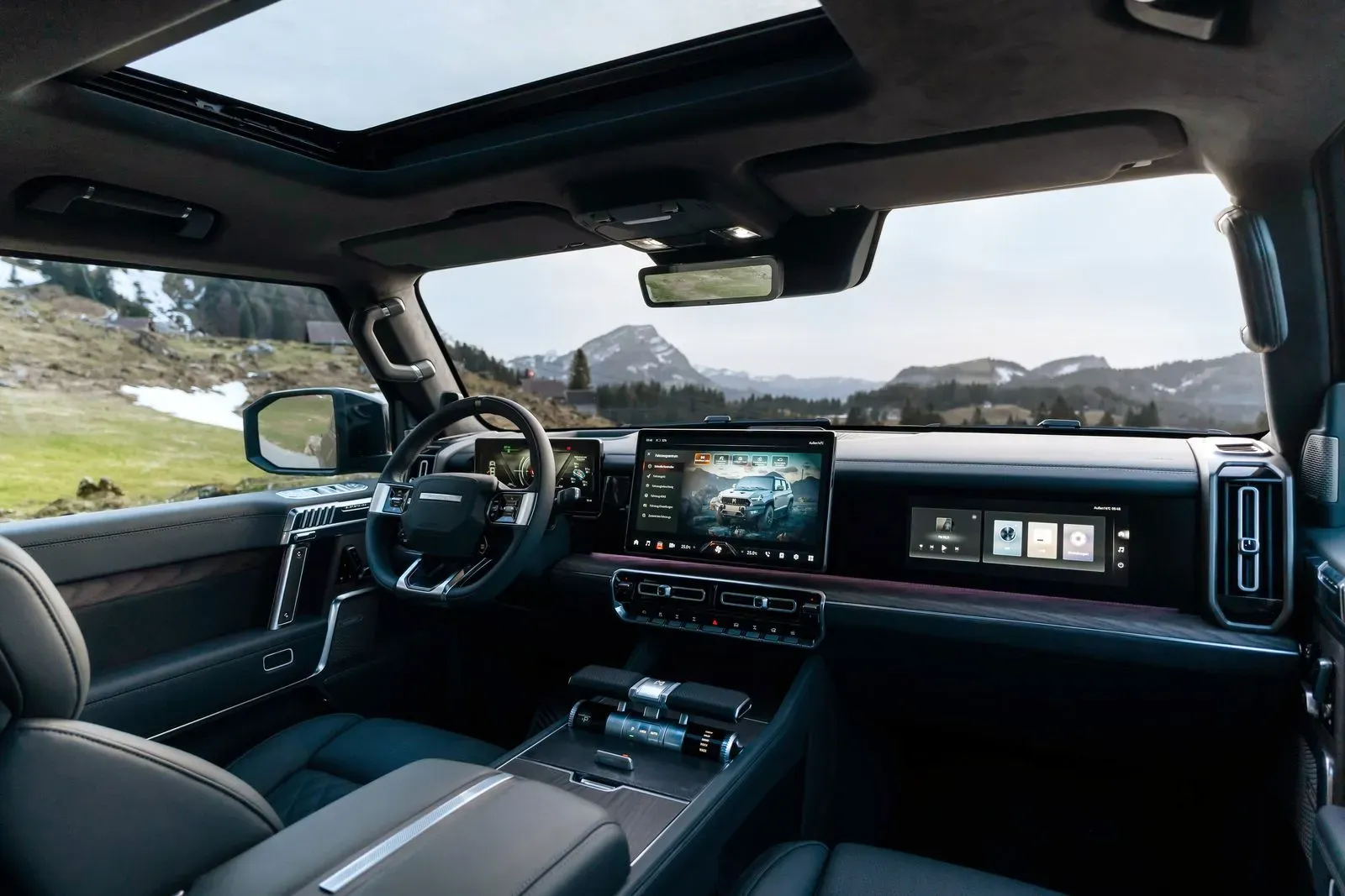 إم هيرو 1 interior - Cockpit