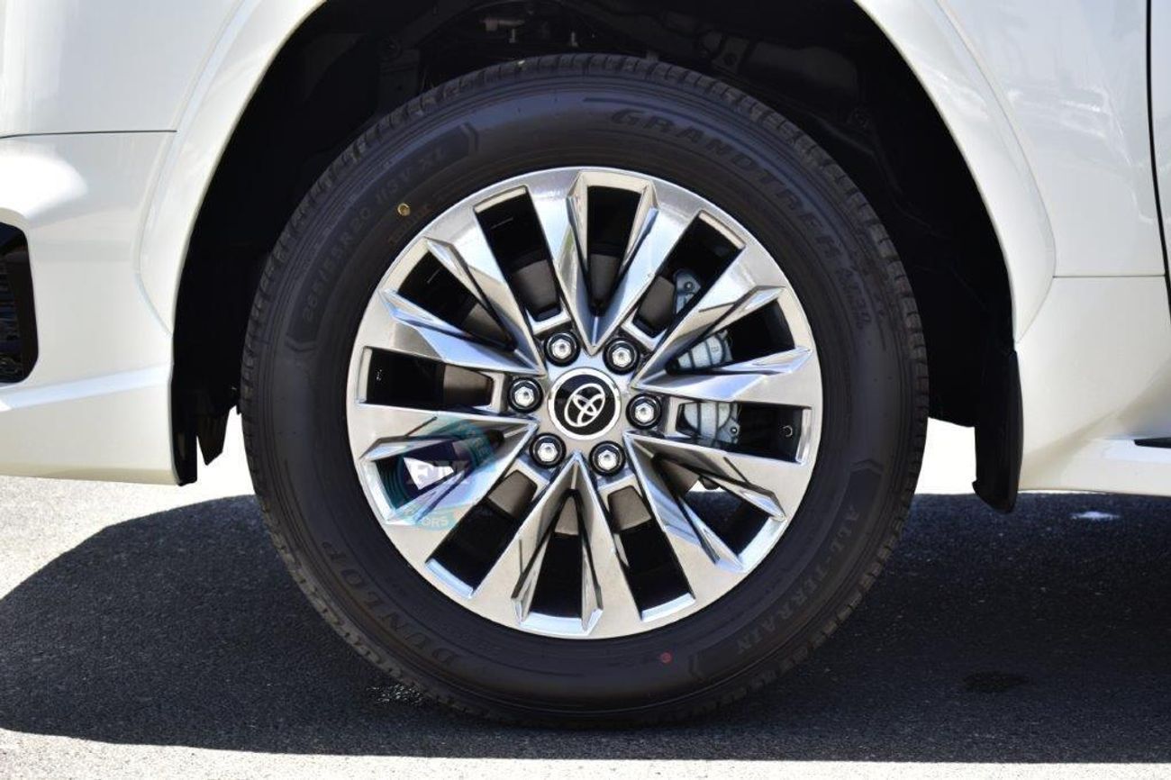 Toyota Land Cruiser 300 VXR+ V6 4.0L 4WD Automatic