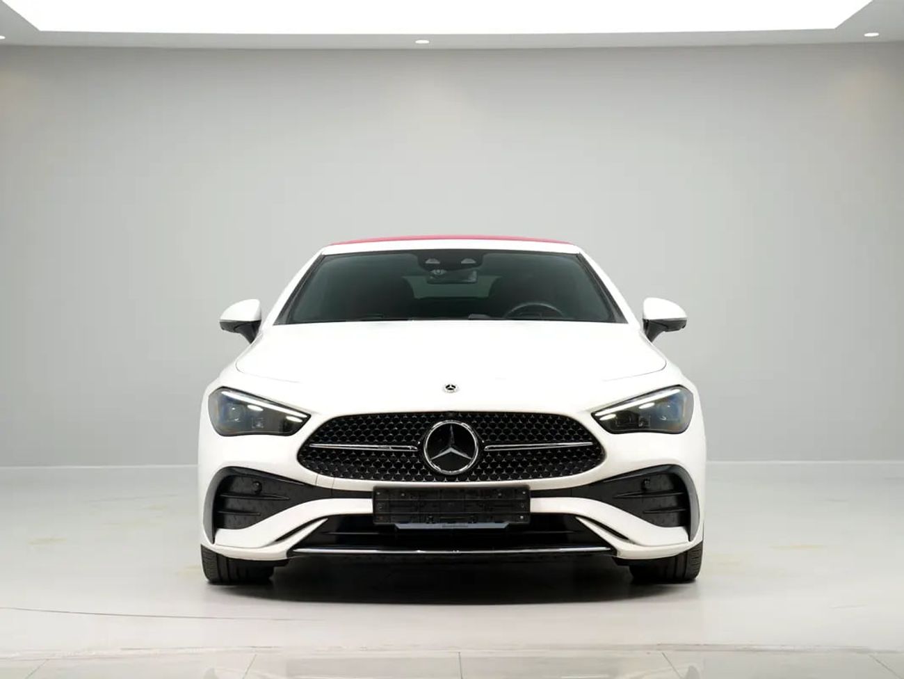 مرسيدس بنز CLE200 STD LOW Mileage CLE 200 Carbriolet
