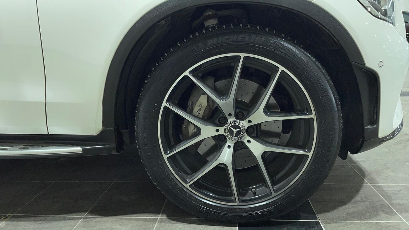 Mercedes Benz GLC 300 2022 AMG PREMIUM | AED 2735/Month | 0 DP | 30 Day Return | Warranty | Service History