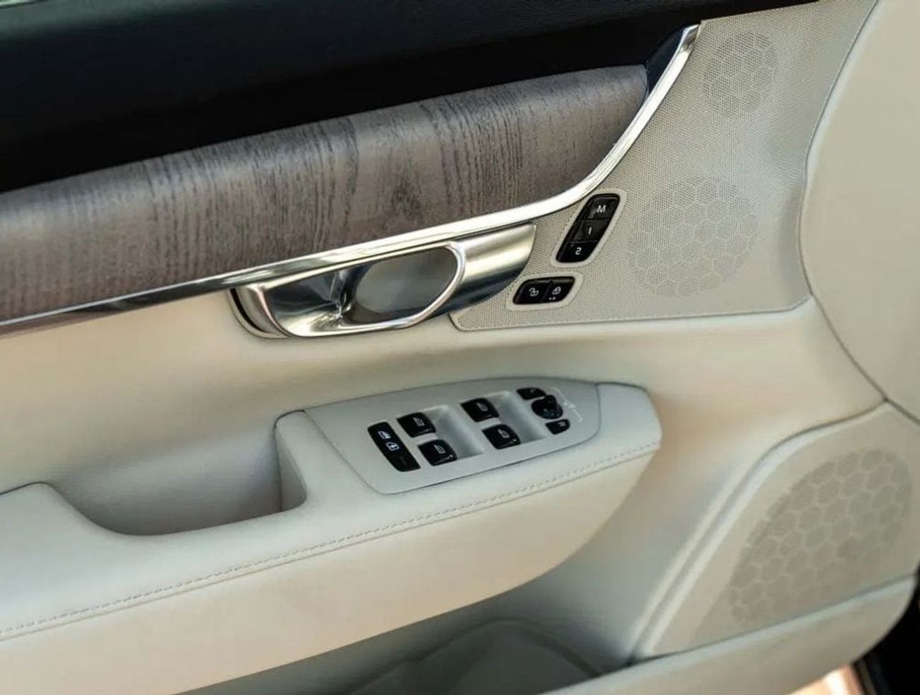 فولفو S90 B5 2.0T Powertrain