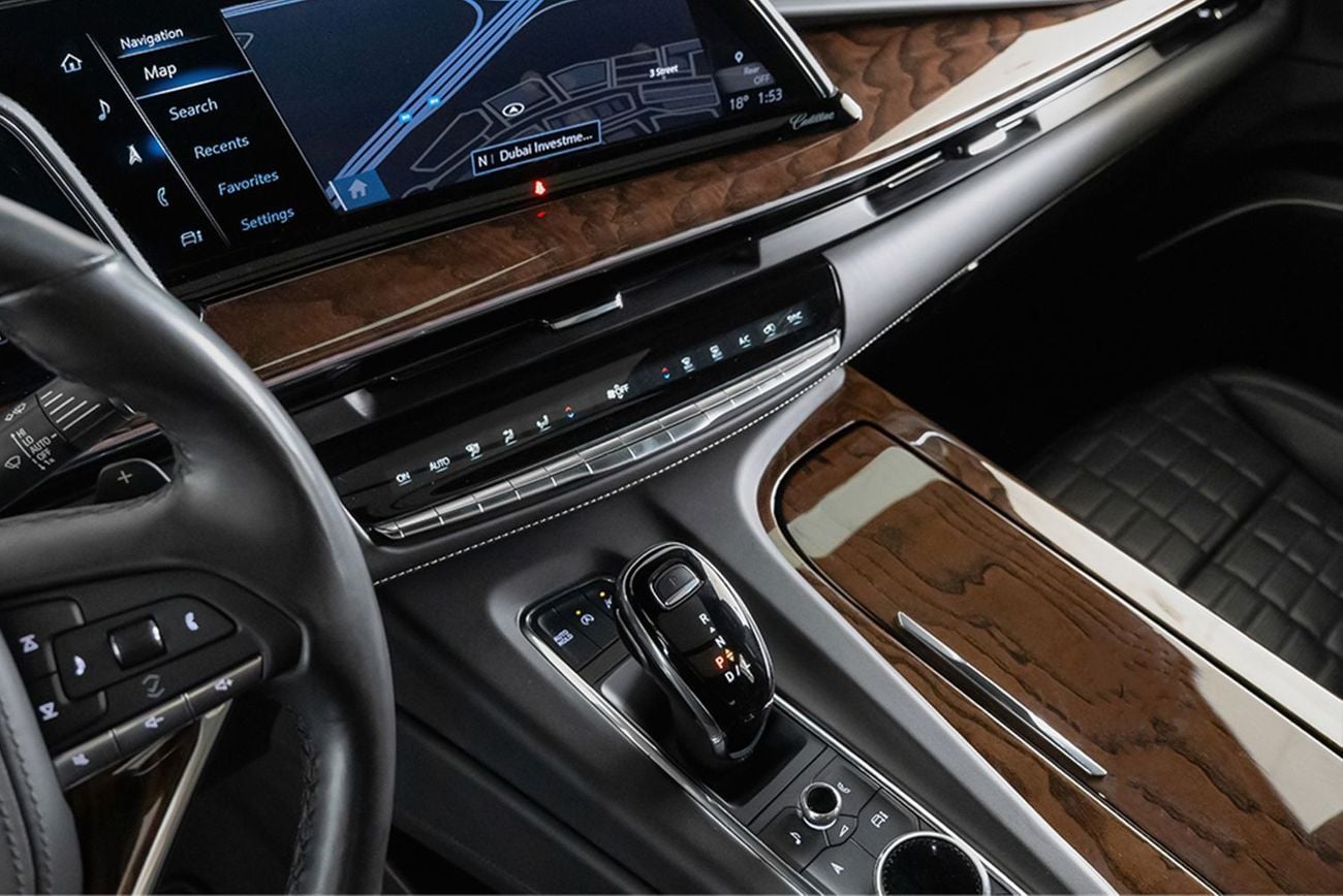 Cadillac Escalade Premium Luxury 6.2L AWD