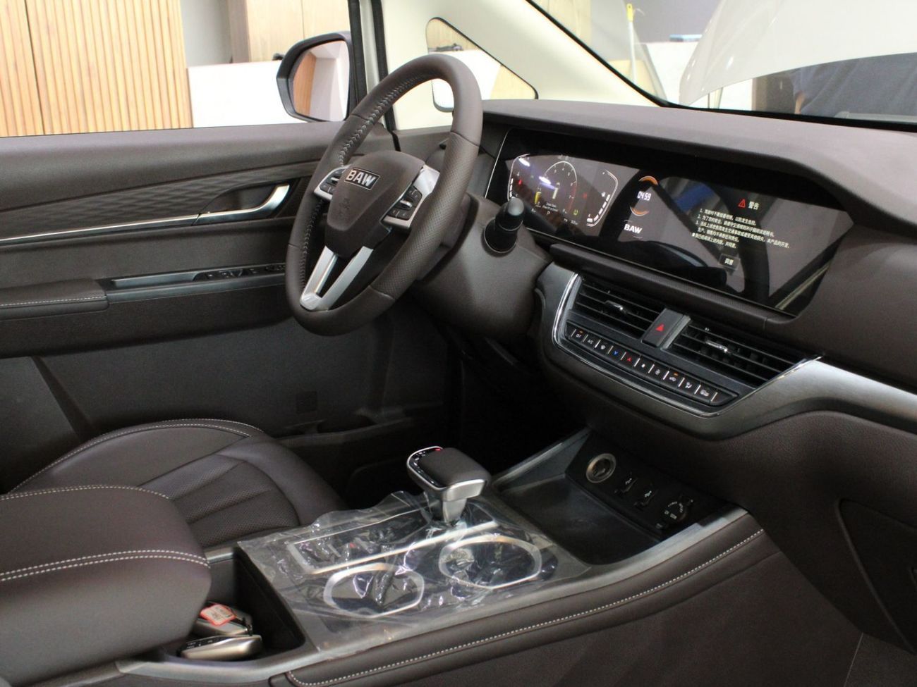 BAW 212 BRAND NEW | 7 Seats | Petrol | Automatic