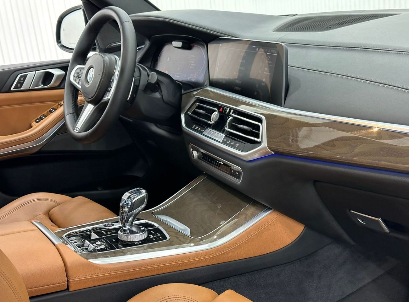 BMW X5 40i xDrive 2019 BMW X5 XDrive40i(Full Option), May 2027 AGMC Service Contract, Full Agency Service H