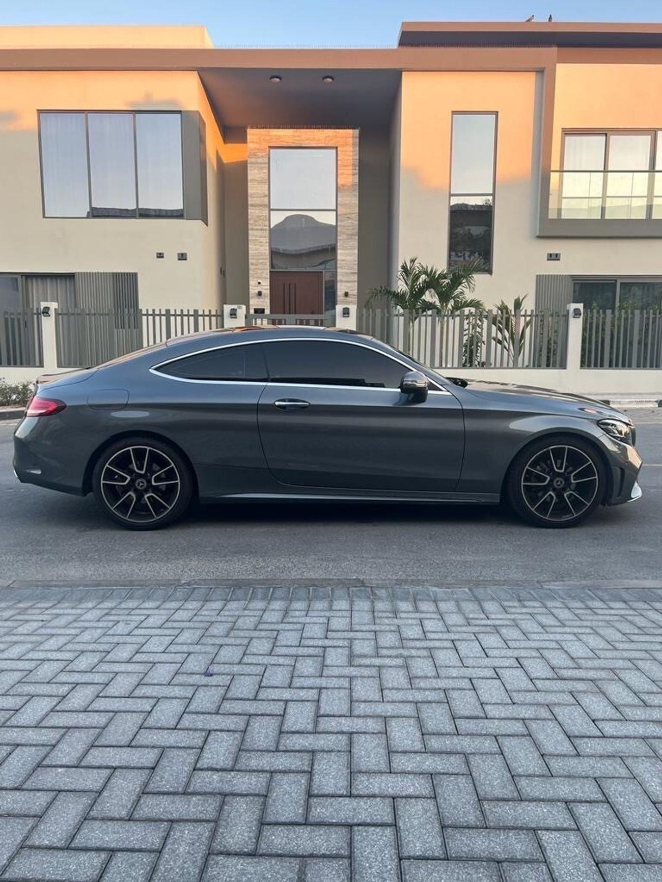 Mercedes-Benz C 200