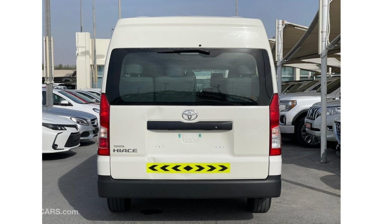 Toyota Hiace 2022 | 13 Seats | Highroof | Ref#336