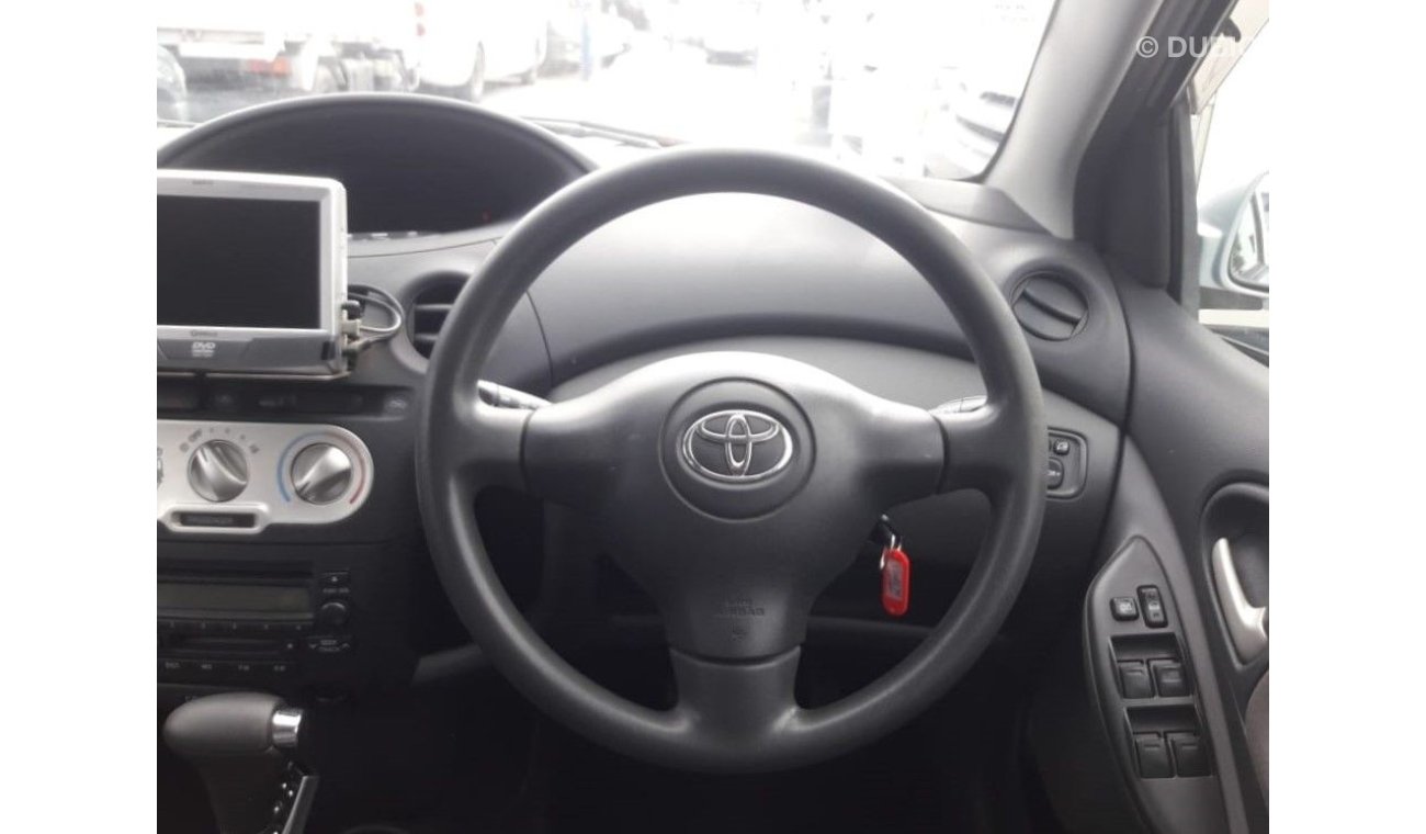 Toyota Vitz Toyota Vitz Right Hand Drive (Stock PM 823)
