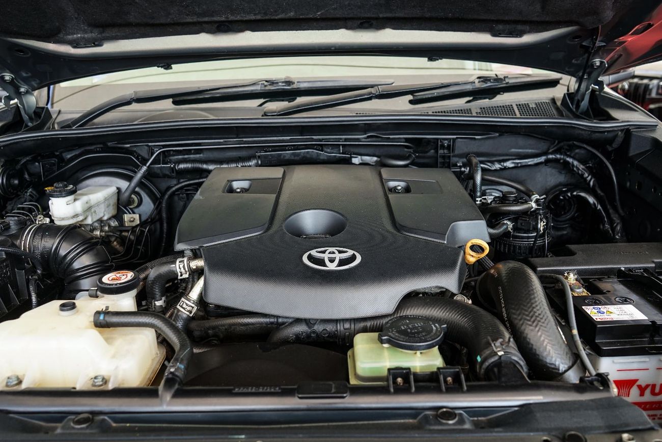 تويوتا هيلوكس The Toyota Hilux is a legendary, tough, and versatile pickup truck known for reliability, available 