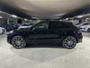 Porsche Macan GTS 3.0L (360 HP)  2017 | SPORTS CHRONO PACKAGE | SPORTS EXHAUST SYSTEM | 21-INCH ALLOY RIMS