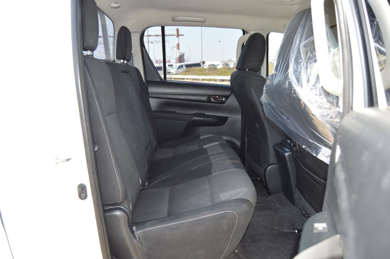 Toyota Hilux Double cabin 2.8L, perfect inside and outside