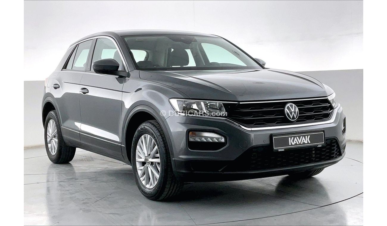 Used Volkswagen T-ROC Life 2022 for sale in Dubai - 695148