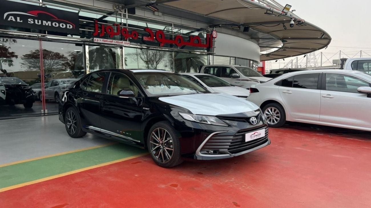 Toyota Camry GLE Hybrid 2.5L