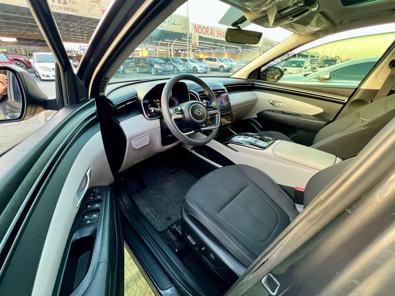 Hyundai Tucson Premium 1.6L gcc warranty one year bank financie available