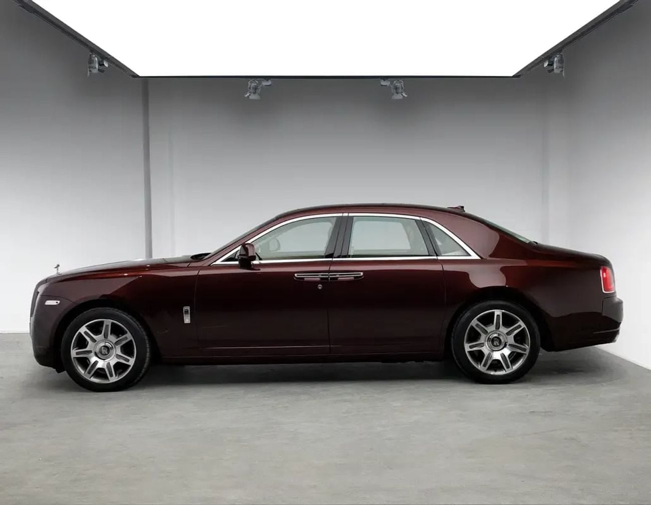 Rolls-Royce Ghost — 3