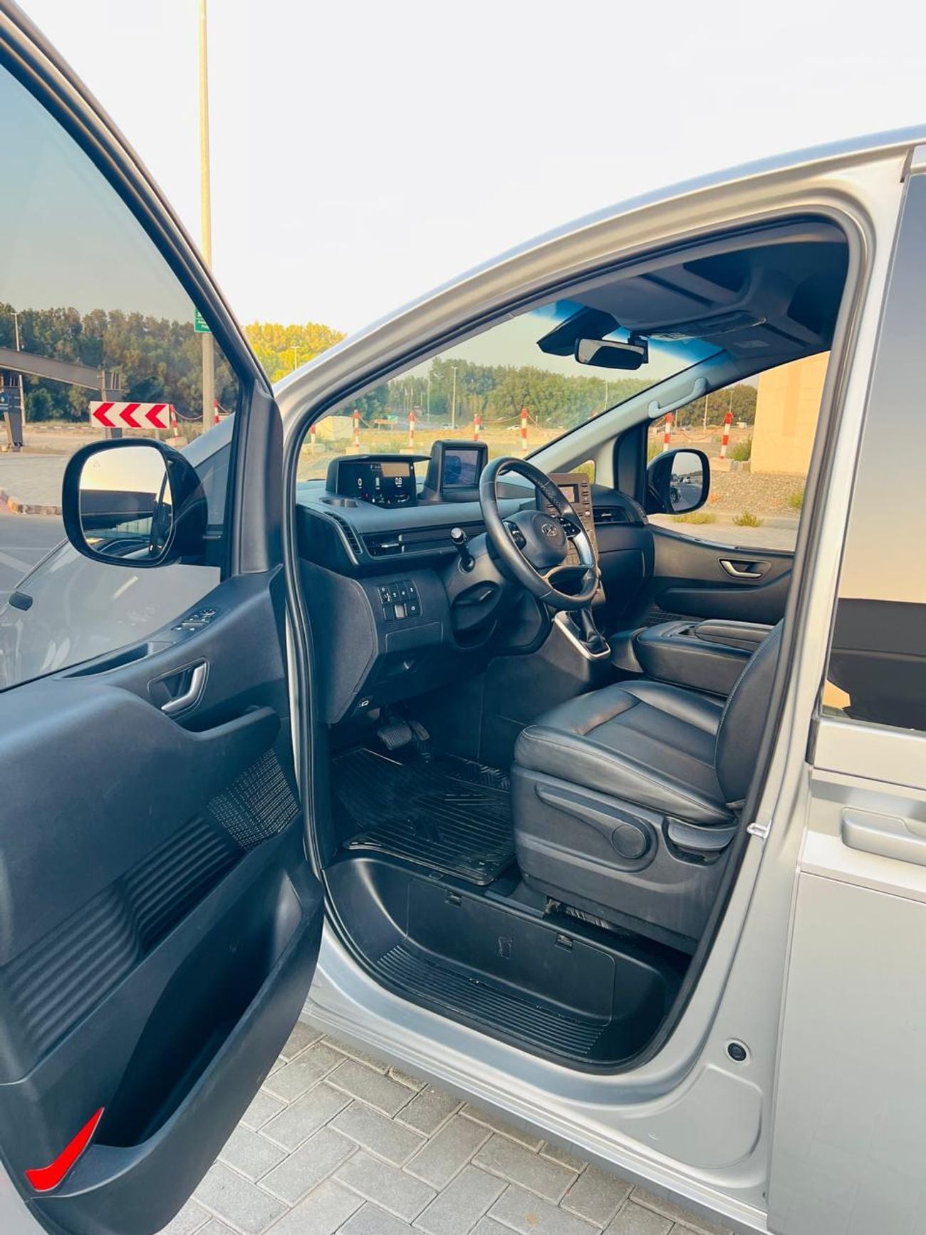 Hyundai Staria 11 SEAT