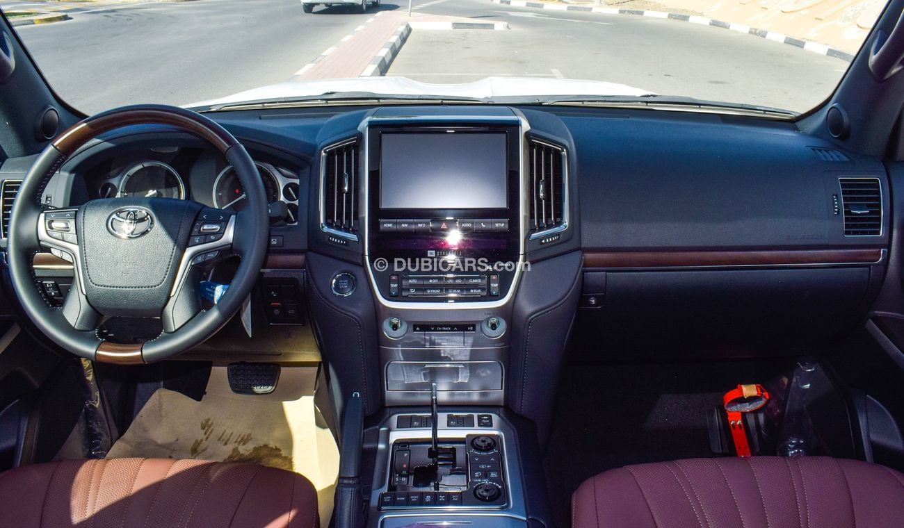 تويوتا لاند كروزر VX.S Grand Touring S V8 5.7