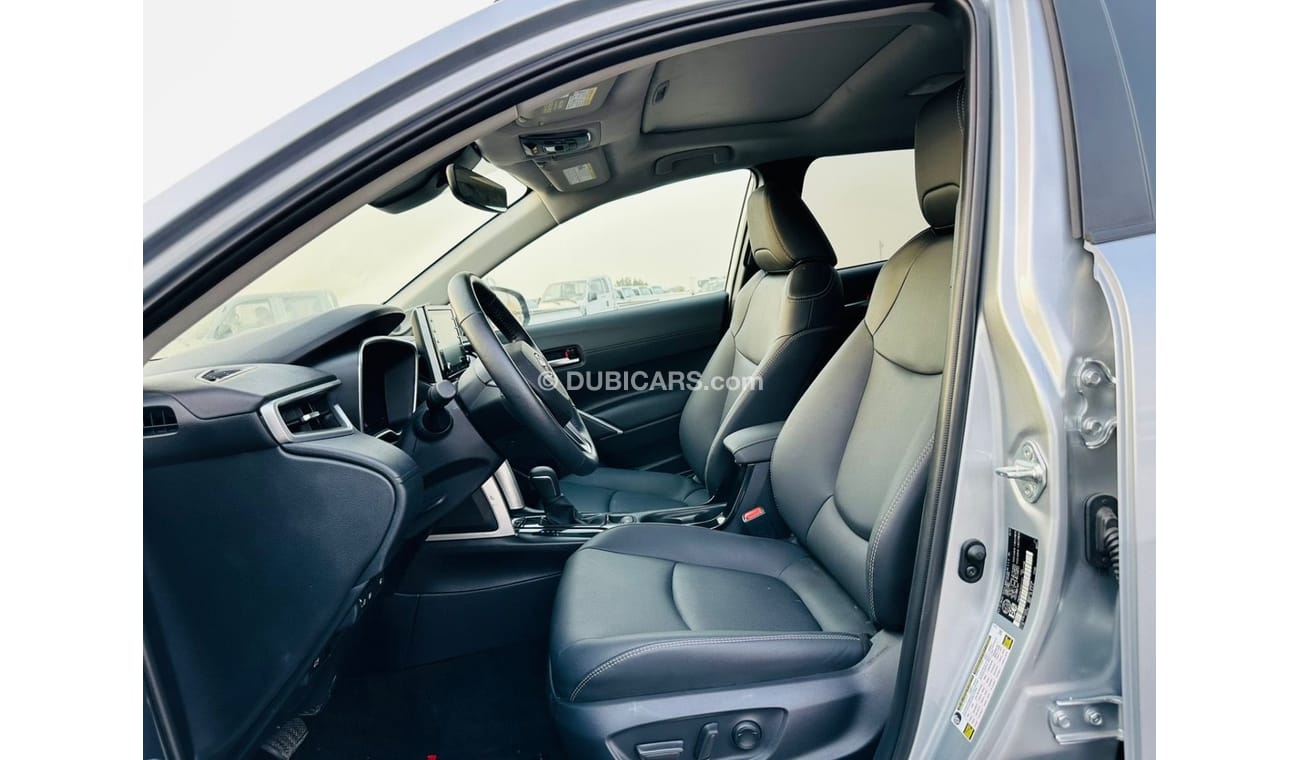 تويوتا كورولا كروس Toyota Corolla cross 2022 Full option 4x4