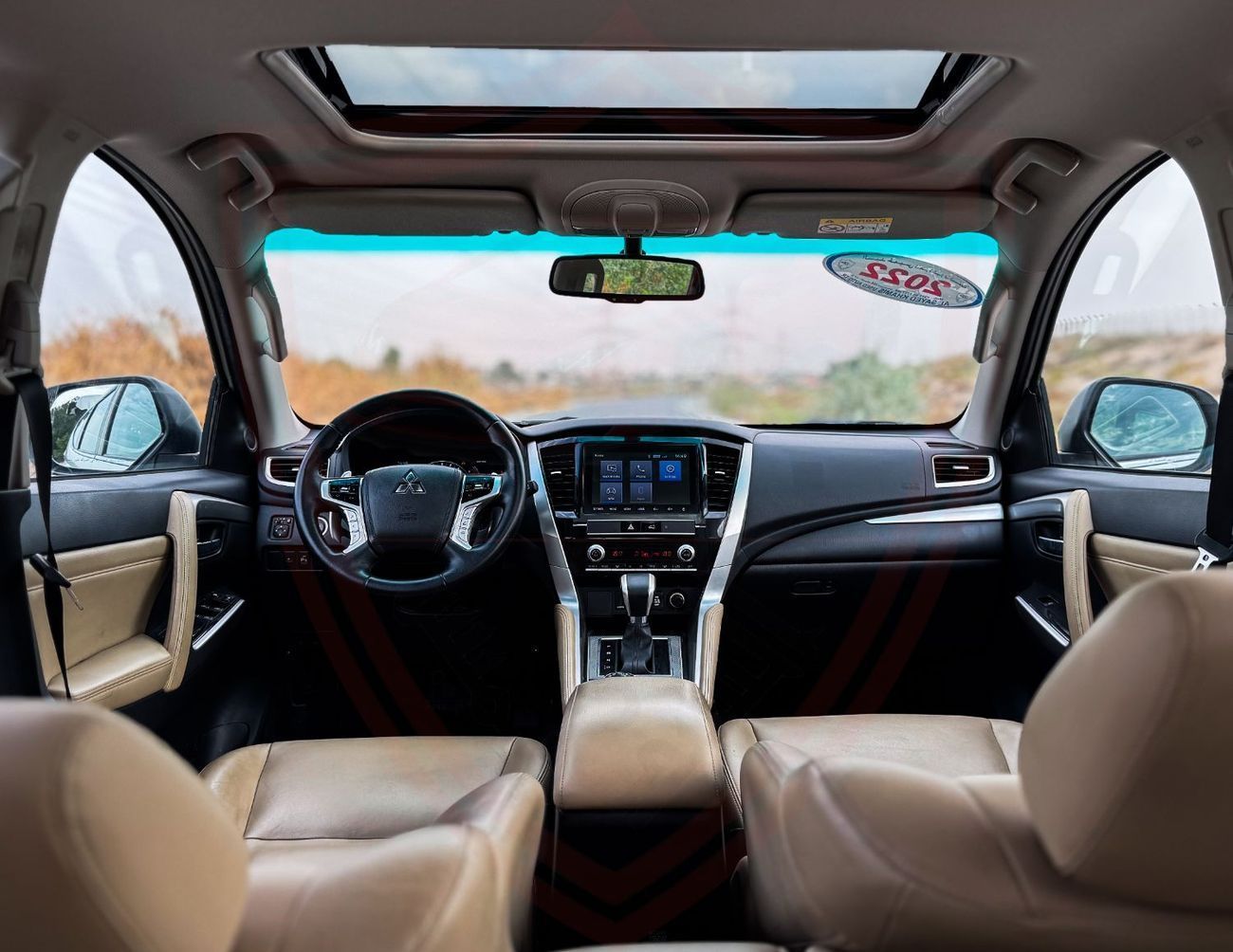 Mitsubishi Montero Sport GLS Premium 3.0L (7 Seater) Mitsubishi Montero Sport | 3.0 L | 2022 | GCC | Original Paint | Acciden