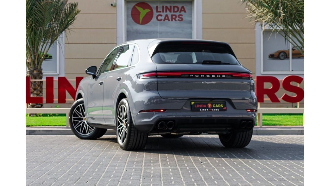 بورش كايان Porsche Cayenne 2024 GCC under Agency Warranty with Flexible Down-Payment.